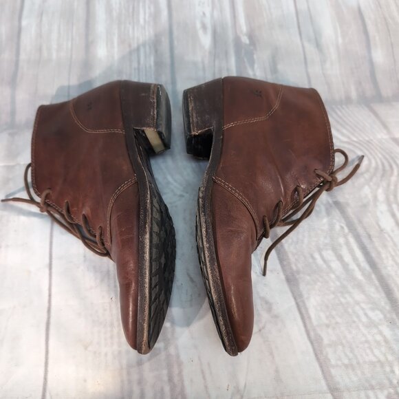 Frye Brown Leather Lace-Up Ankle Boots – Women’s Size 7.5M - Picture 6 of 11